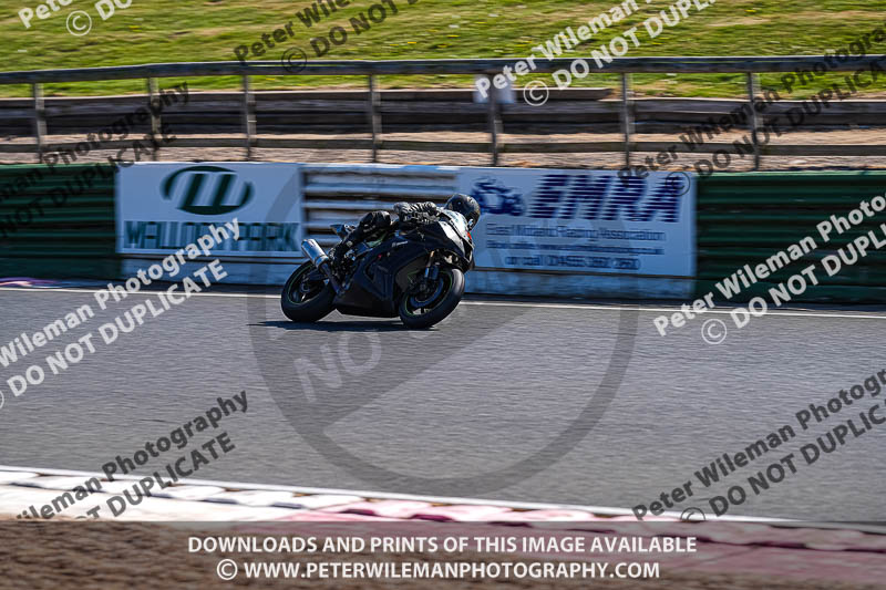 enduro digital images;event digital images;eventdigitalimages;mallory park;mallory park photographs;mallory park trackday;mallory park trackday photographs;no limits trackdays;peter wileman photography;racing digital images;trackday digital images;trackday photos